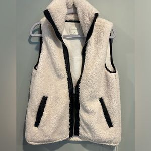 Abercrombie & Fitch Sherpa Vest Leather Trim
